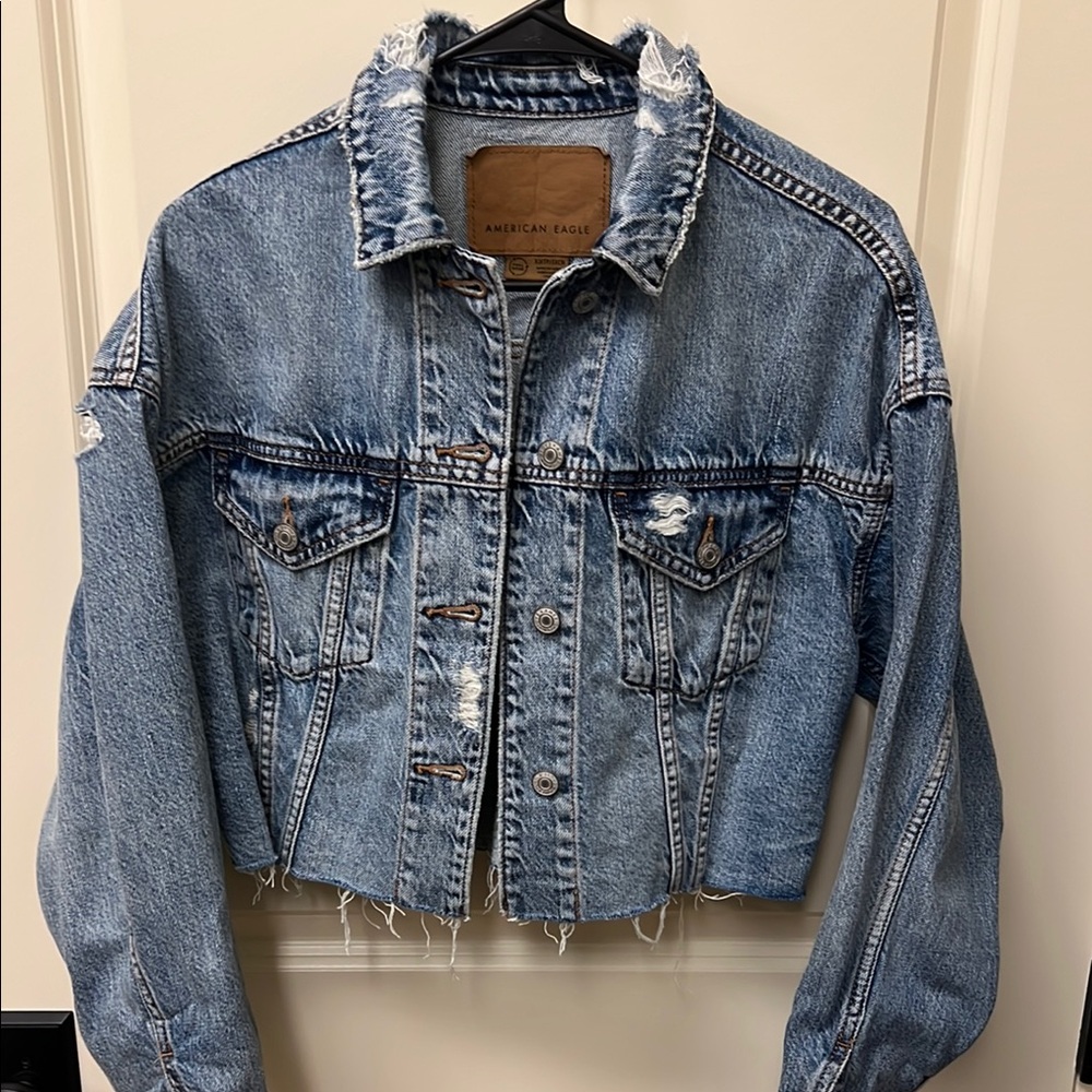 American Eagle Outfitters Blue Cropped Jean Jacket